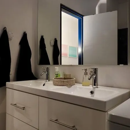 Apartment Exclusive Lakeside With Amazing View *