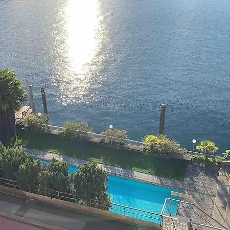 Exclusive Lakeside With Amazing View *